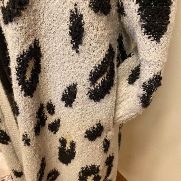 Knox Rose Leopard Cardigan Sweater Duster Womens Small Gray Black Long Knit - Picture 4 of 9